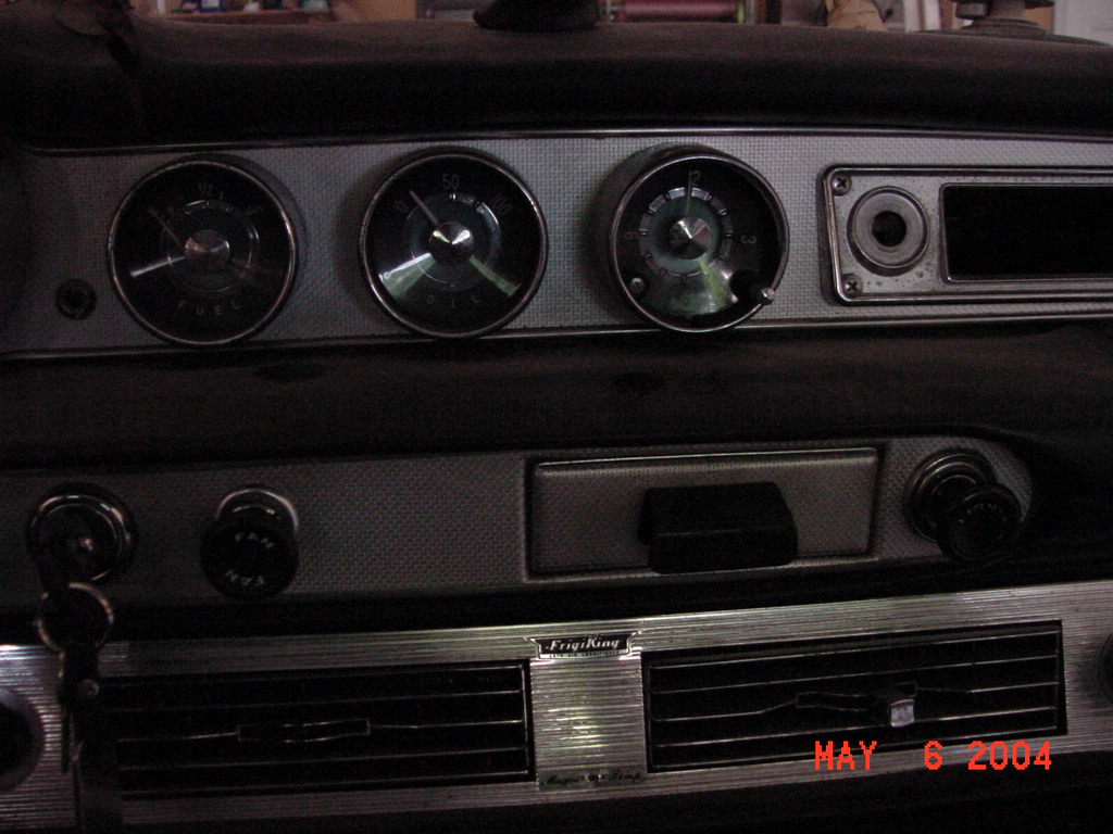 dash center dials.jpg